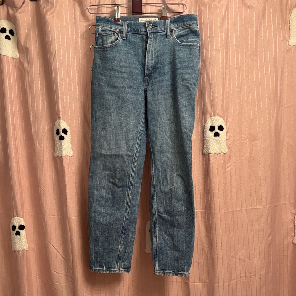 Abercrombie & Fitch Women's Blue Straight Leg Jeans 25s